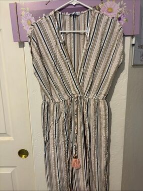 blue island Striped V-Neck Jumpsuit in Beige, Black & White Peach Size large